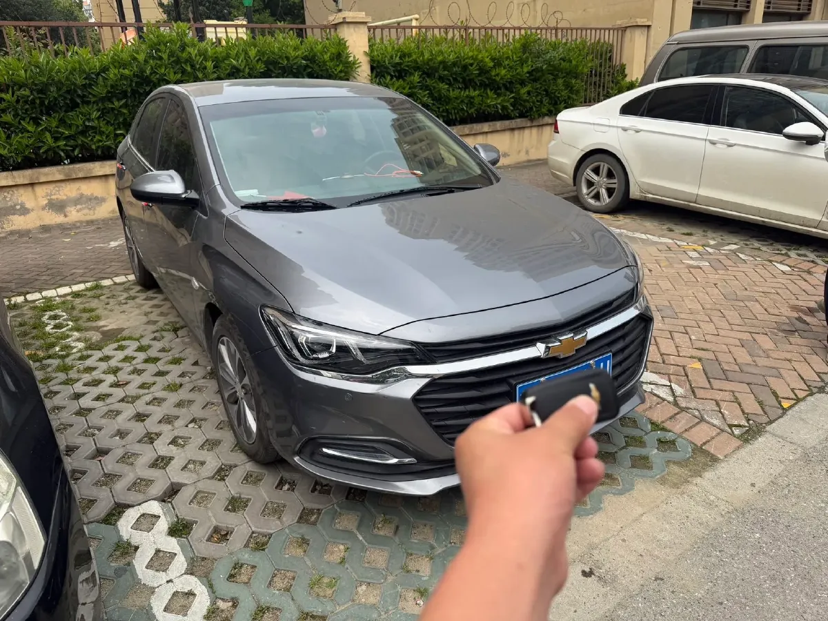 2022 Chevrolet Monza 1.5L 113HP L4 6AT,autocango,china used car exporter,china ev exporter,chinese used car exporter,chinese used ev exporter