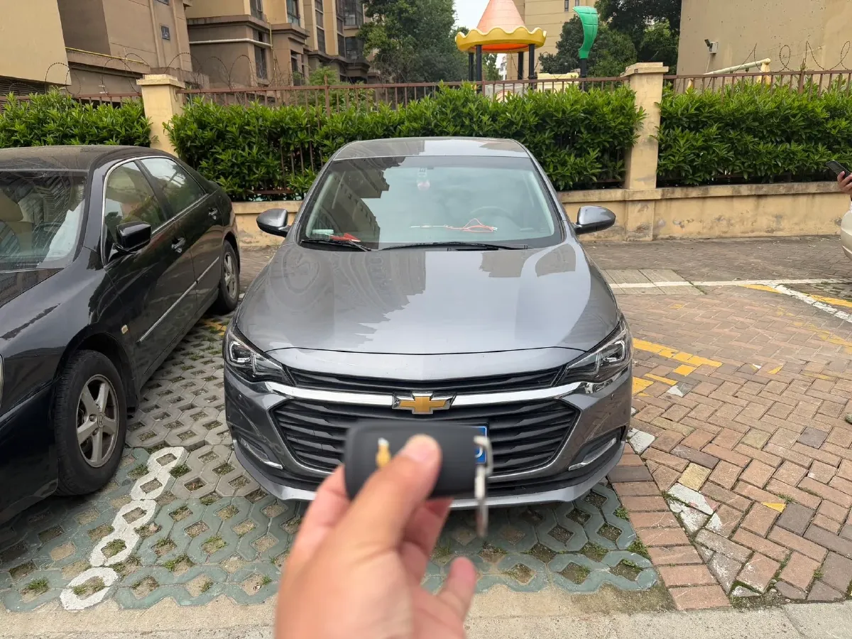 2022 Chevrolet Monza 1.5L 113HP L4 6AT,autocango,china used car exporter,china ev exporter,chinese used car exporter,chinese used ev exporter