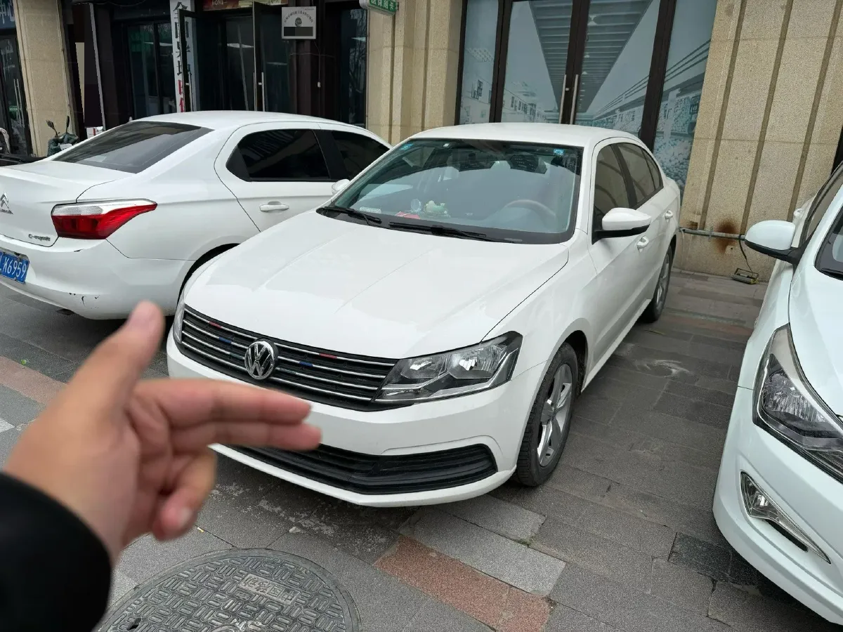 2017 Buick Excelle 1.5L 114HP L4 5MT,autocango,china used car exporter,china ev exporter,chinese used car exporter,chinese used ev exporter