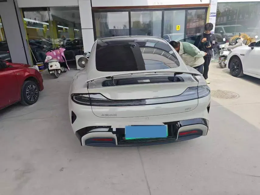 2024 MI SU7 BEV 94.3KWH,autocango,china used car exporter,china ev exporter,chinese used car exporter,chinese used ev exporter