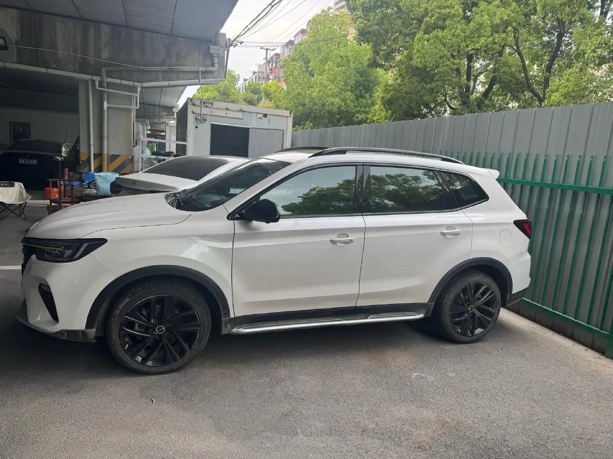 2020 Roewe RX5 1.5T 169HP L4 AMT PHEV 11.1KWH,autocango,china used car exporter,china ev exporter,chinese used car exporter,chinese used ev exporter