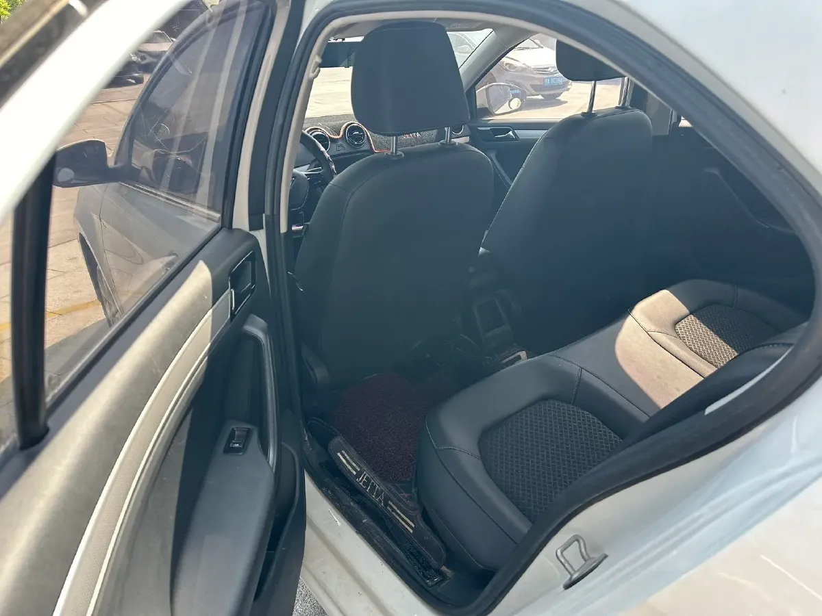 2019 Jetta VA3 1.5L 112HP L4 6AT,autocango,china used car exporter,china ev exporter,chinese used car exporter,chinese used ev exporter