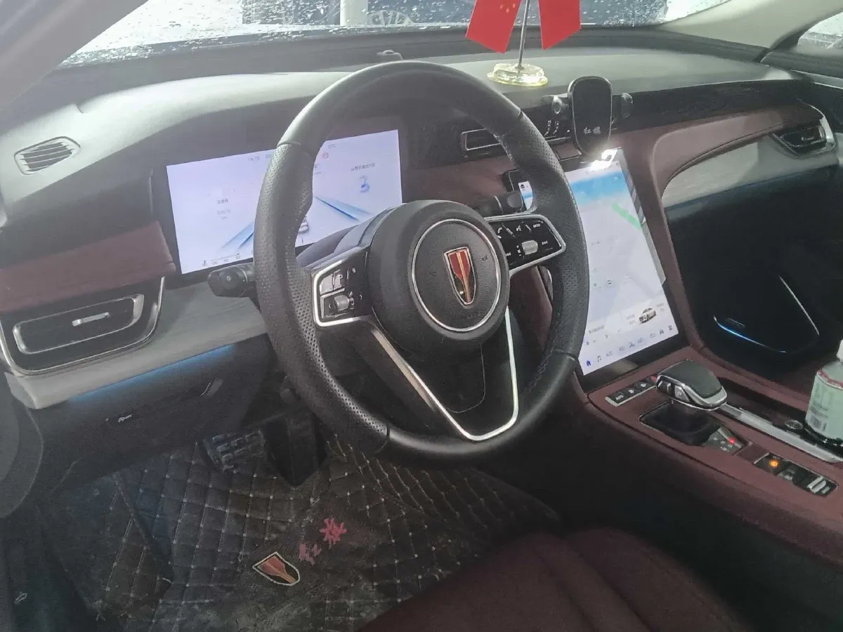 2024 HongQi H5 2.0T 224HP L4 8AT,autocango,china used car exporter,china ev exporter,chinese used car exporter,chinese used ev exporter