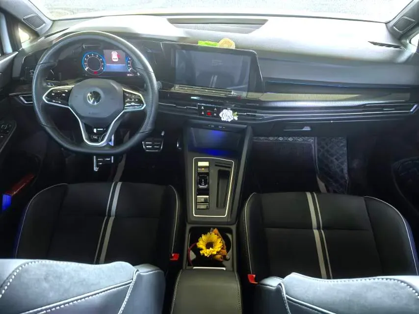 2023 Volkswagen Golf 1.4T 150HP L4 7DCT,autocango,china used car exporter,china ev exporter,chinese used car exporter,chinese used ev exporter