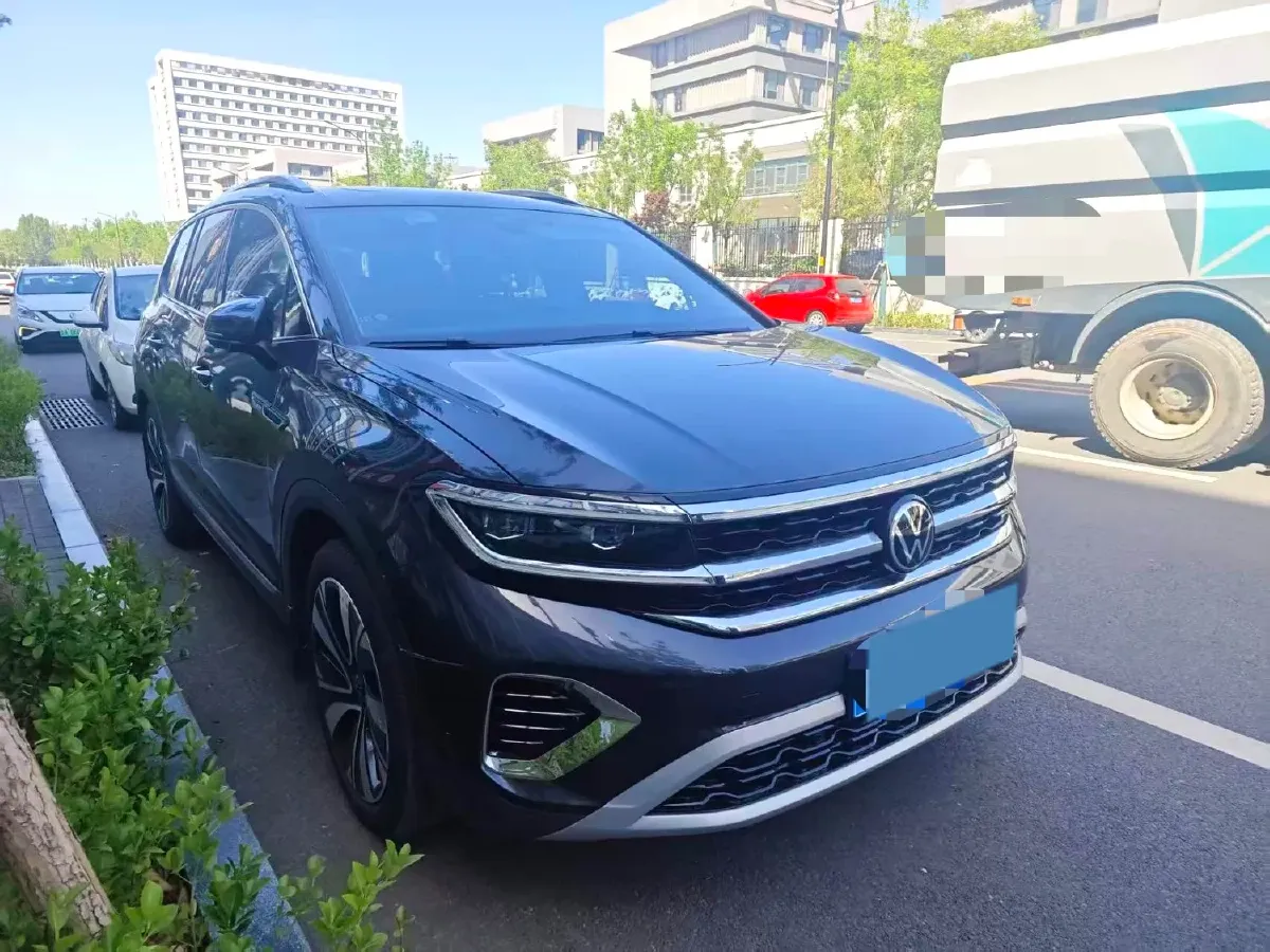 2022 Volkswagen Talagon 2.0T 220HP L4 7DCT,autocango,china used car exporter,china ev exporter,chinese used car exporter,chinese used ev exporter