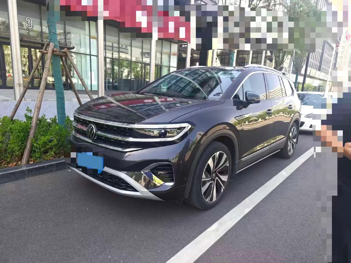 2022 Volkswagen Talagon 2.0T 220HP L4 7DCT,autocango,china used car exporter,china ev exporter,chinese used car exporter,chinese used ev exporter