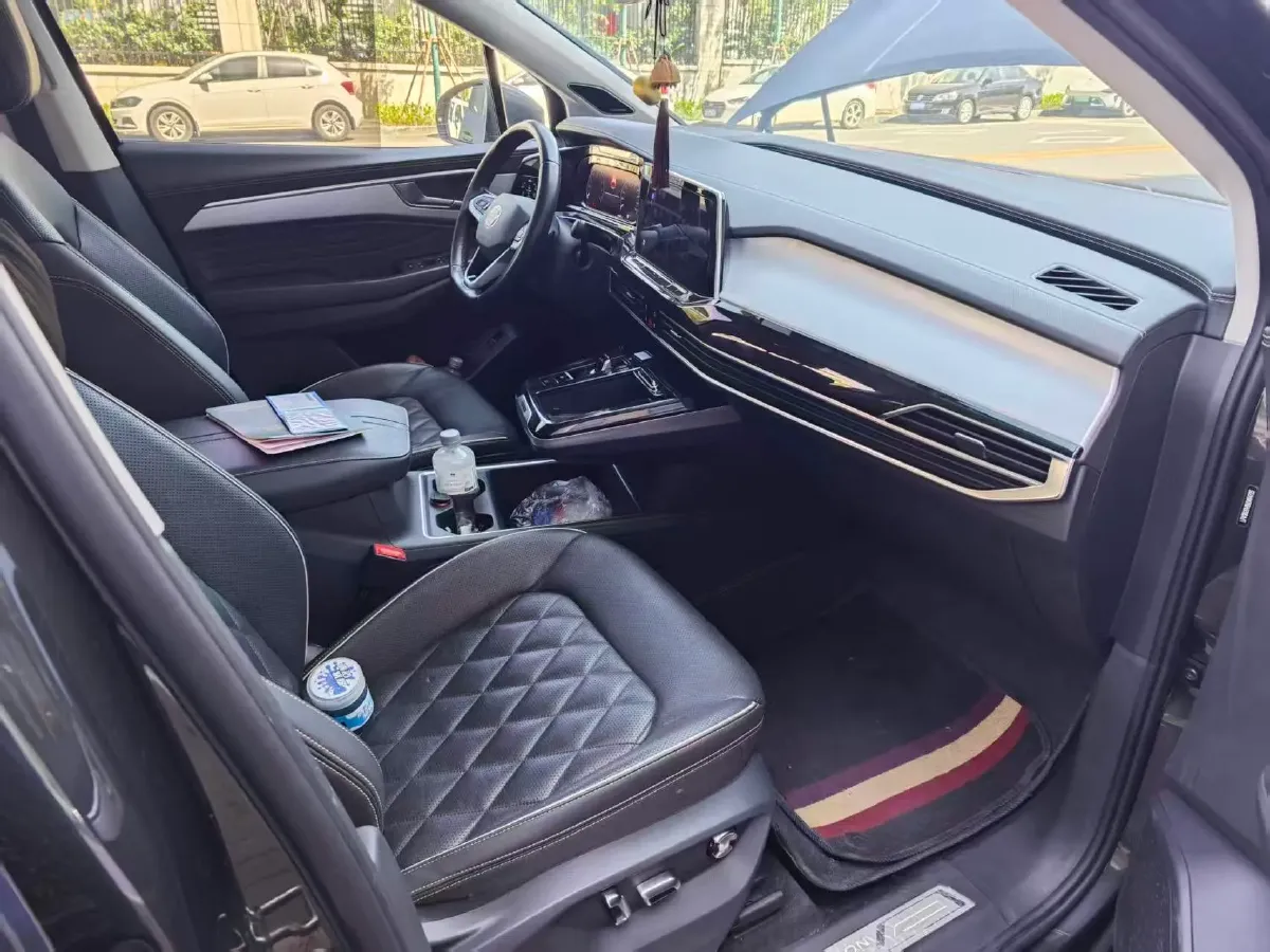 2022 Volkswagen Talagon 2.0T 220HP L4 7DCT,autocango,china used car exporter,china ev exporter,chinese used car exporter,chinese used ev exporter