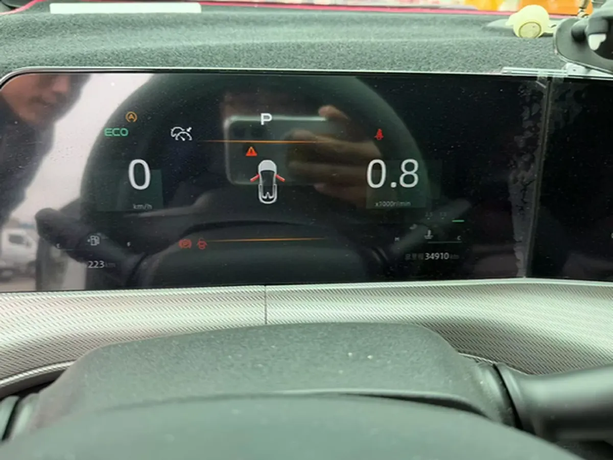 2022 ChangAn UNI-T 1.5T 188HP L4 7DCT,autocango,china used car exporter,china ev exporter,chinese used car exporter,chinese used ev exporter