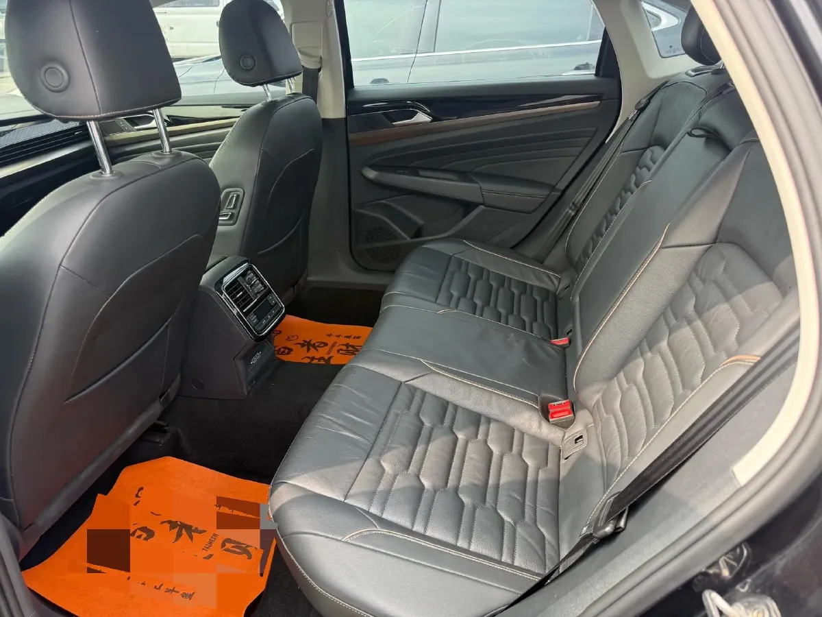 2019 Skoda Kodiak 2.0T 186HP L4 7DCT,autocango,china used car exporter,china ev exporter,chinese used car exporter,chinese used ev exporter