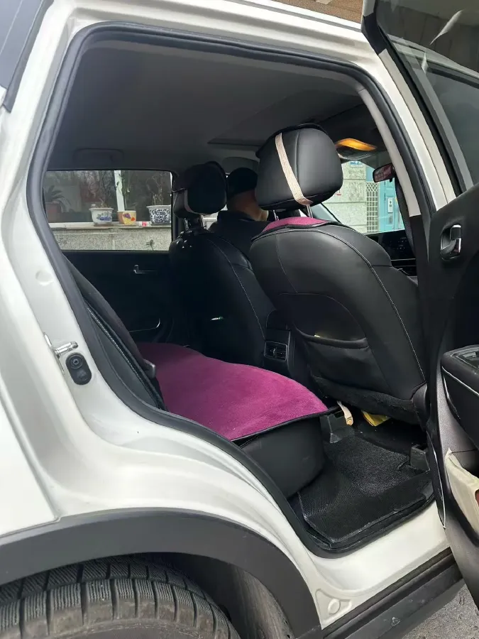 2021 GAC Trumpchi GS3 1.5T 169HP L4 6AT,autocango,china used car exporter,china ev exporter,chinese used car exporter,chinese used ev exporter