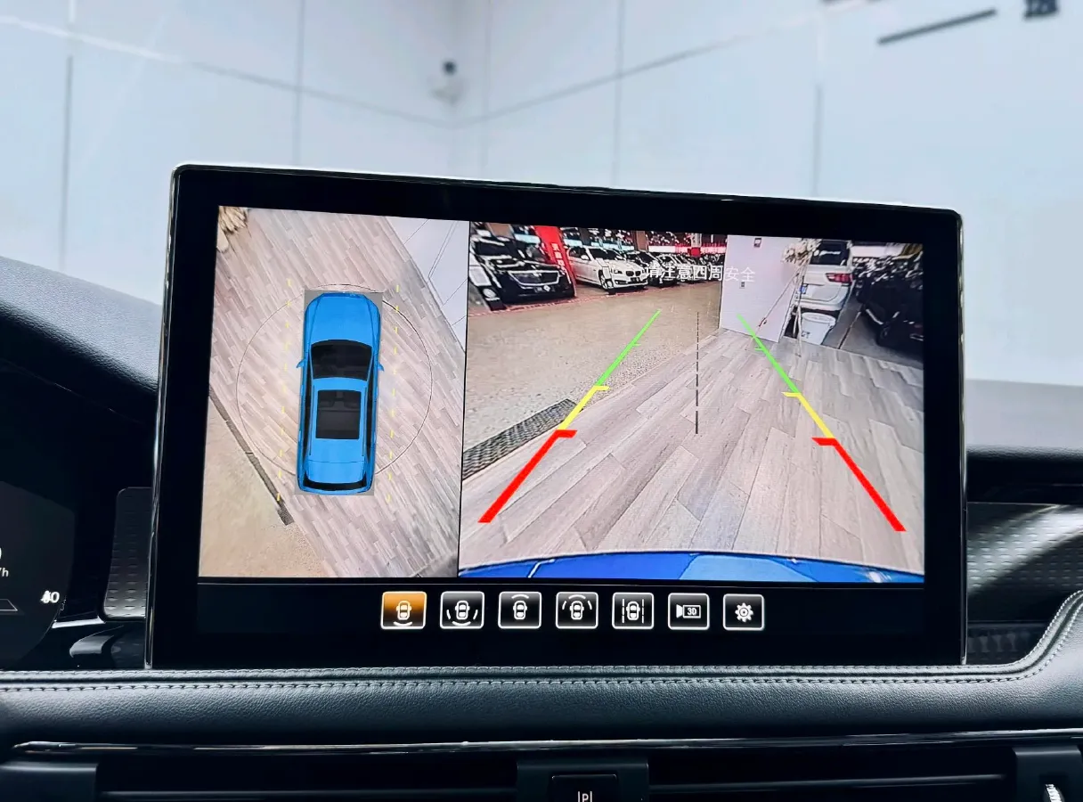 2021 Lincoln Corsair 2.0T 245HP L4 8AT,autocango,china used car exporter,china ev exporter,chinese used car exporter,chinese used ev exporter