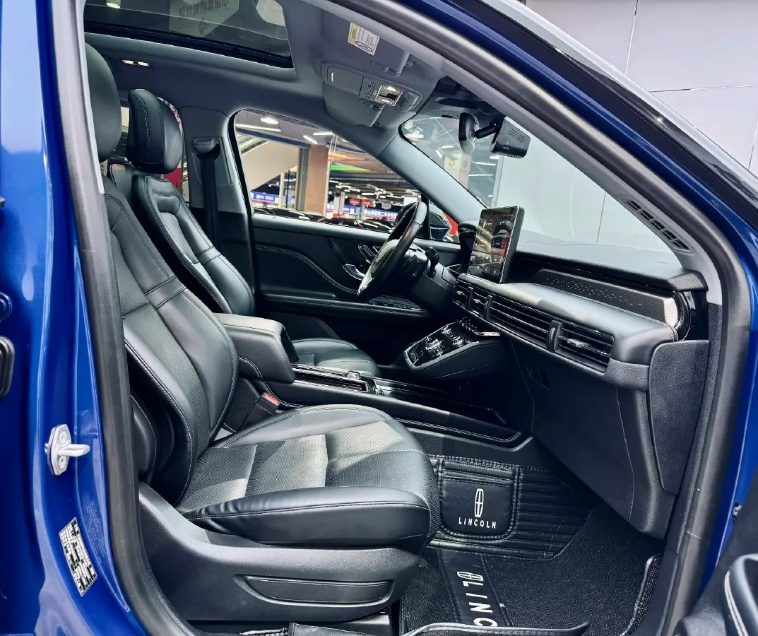 2021 Lincoln Corsair 2.0T 245HP L4 8AT,autocango,china used car exporter,china ev exporter,chinese used car exporter,chinese used ev exporter