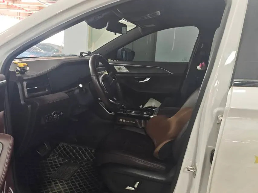 2022 Jetour X90 2.0T 254HP L4 7DCT,autocango,china used car exporter,china ev exporter,chinese used car exporter,chinese used ev exporter