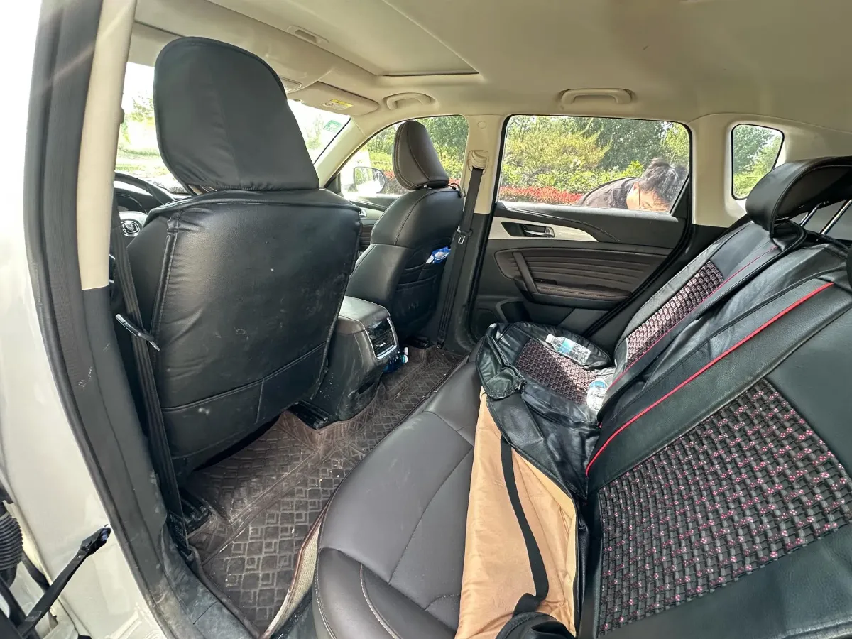 2019 ChangAn CS35 Plus 1.6L 128HP L4 6AT,autocango,china used car exporter,china ev exporter,chinese used car exporter,chinese used ev exporter