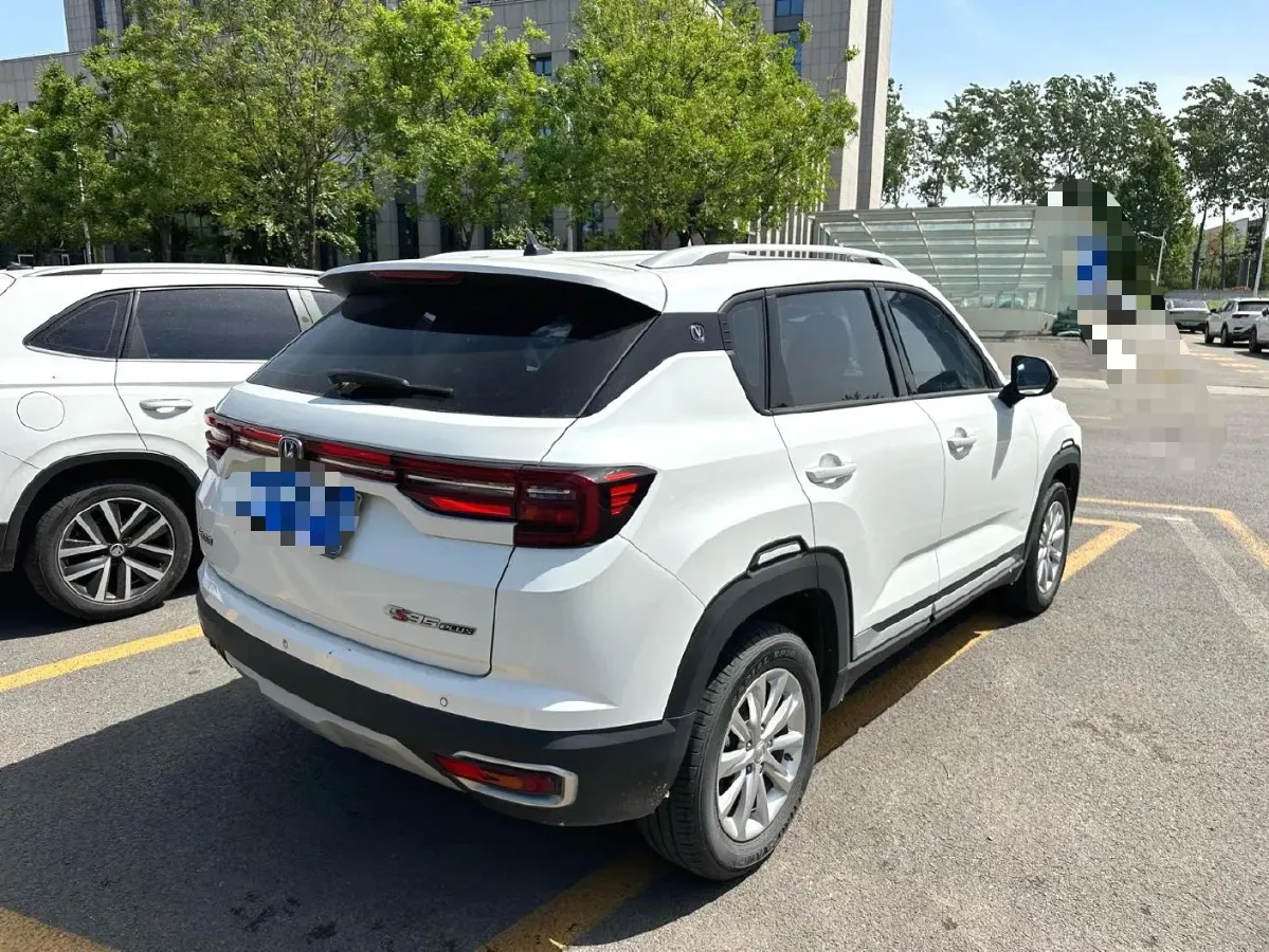 2019 ChangAn CS35 Plus 1.6L 128HP L4 6AT,autocango,china used car exporter,china ev exporter,chinese used car exporter,chinese used ev exporter