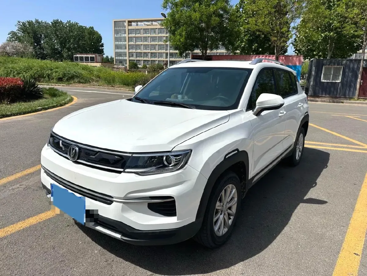 2019 ChangAn CS35 Plus 1.6L 128HP L4 6AT,autocango,china used car exporter,china ev exporter,chinese used car exporter,chinese used ev exporter
