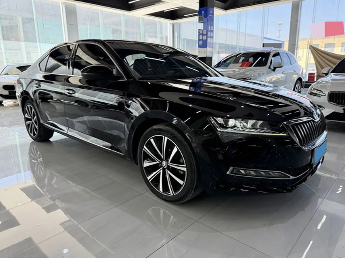 2022 Skoda Superb 1.4T 150HP L4 7DCT,autocango,china used car exporter,china ev exporter,chinese used car exporter,chinese used ev exporter