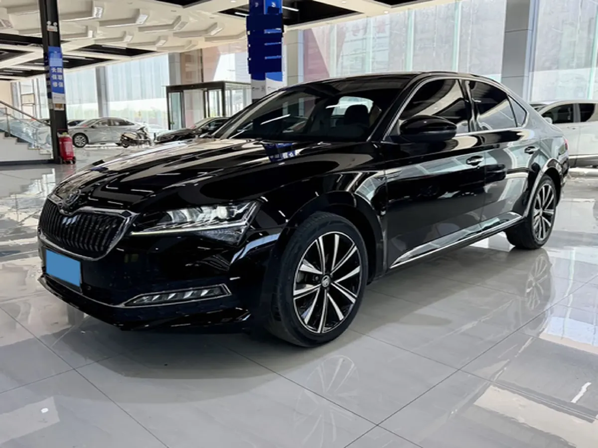 2022 Skoda Superb 1.4T 150HP L4 7DCT,autocango,china used car exporter,china ev exporter,chinese used car exporter,chinese used ev exporter