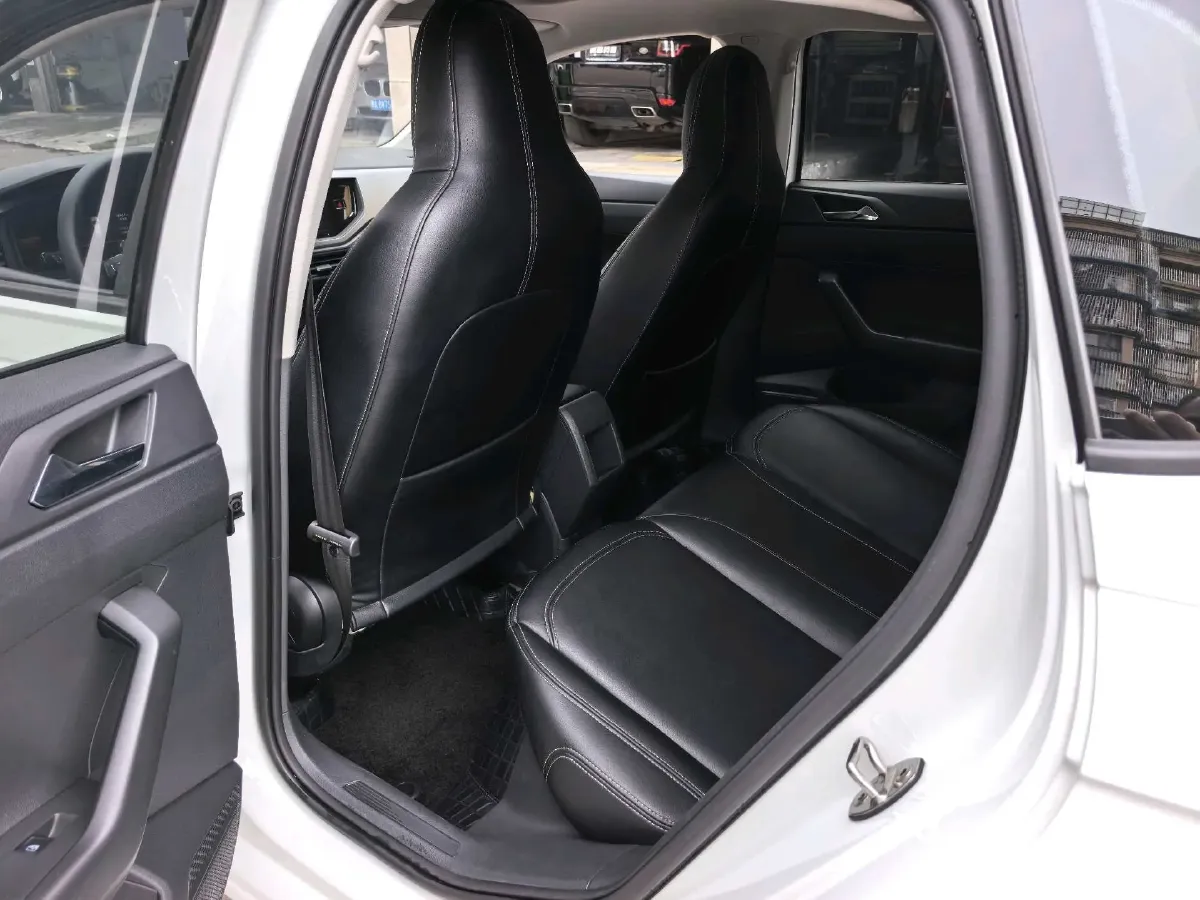 2023 Volkswagen Polo 1.5L 113HP L4 6AT,autocango,china used car exporter,china ev exporter,chinese used car exporter,chinese used ev exporter