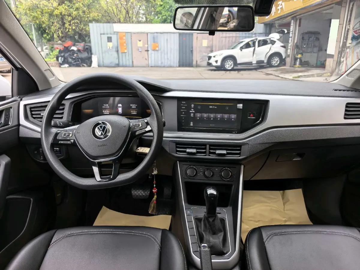 2023 Volkswagen Polo 1.5L 113HP L4 6AT,autocango,china used car exporter,china ev exporter,chinese used car exporter,chinese used ev exporter