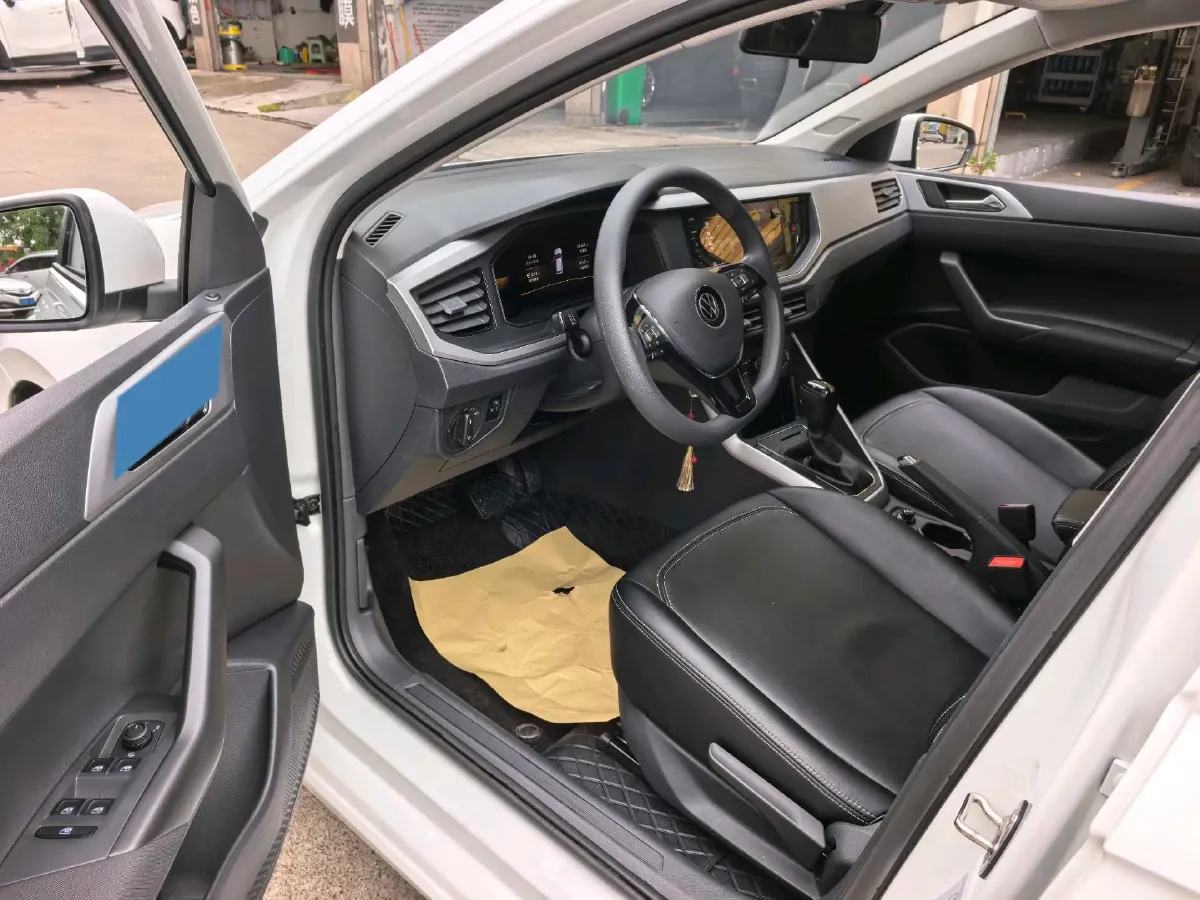 2023 Volkswagen Polo 1.5L 113HP L4 6AT,autocango,china used car exporter,china ev exporter,chinese used car exporter,chinese used ev exporter
