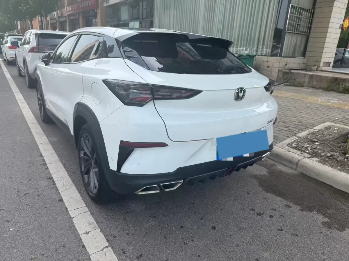 2020 ChangAn UNI-T 1.5T 180HP L4 7DCT,autocango,china used car exporter,china ev exporter,chinese used car exporter,chinese used ev exporter