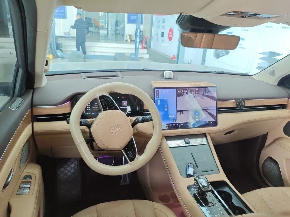 2024 AITO AITO M7 1.5T 152HP L4 REEV 40KWH,autocango,china used car exporter,china ev exporter,chinese used car exporter,chinese used ev exporter