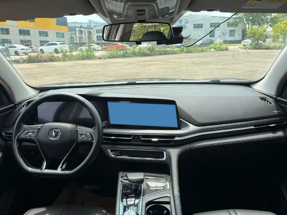 2020 ChangAn CS75 Plus 2.0T 233HP L4 8AT,autocango,china used car exporter,china ev exporter,chinese used car exporter,chinese used ev exporter