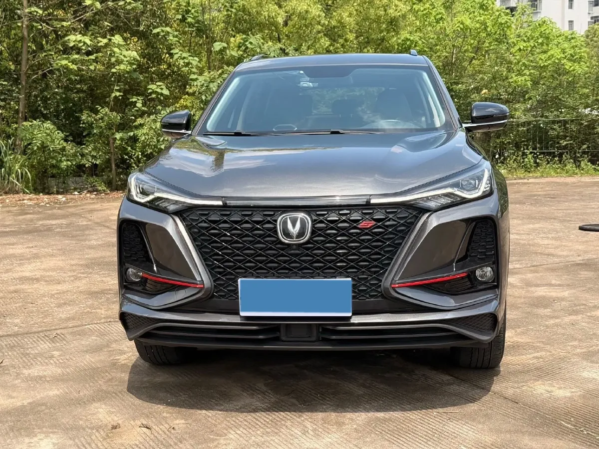 2020 ChangAn CS75 Plus 2.0T 233HP L4 8AT,autocango,china used car exporter,china ev exporter,chinese used car exporter,chinese used ev exporter