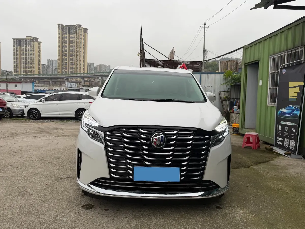 2023 Buick GL8 2.0T 237HP L4 9AT,autocango,china used car exporter,china ev exporter,chinese used car exporter,chinese used ev exporter