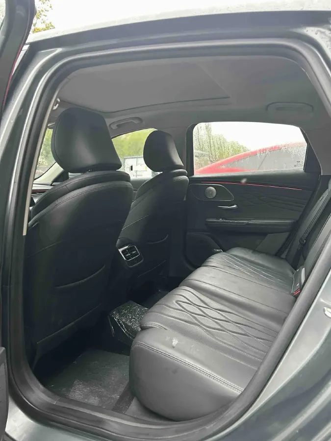 2025 Chery Arrizo 8 Pro 1.6T 197HP L4 7DCT,autocango,china used car exporter,china ev exporter,chinese used car exporter,chinese used ev exporter