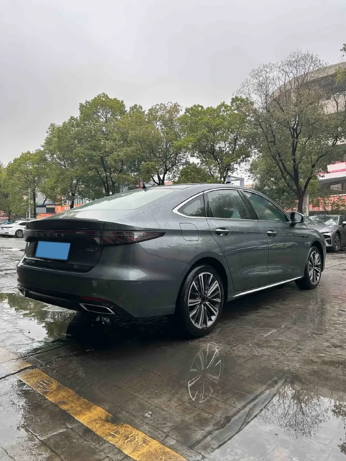 2025 Chery Arrizo 8 Pro 1.6T 197HP L4 7DCT,autocango,china used car exporter,china ev exporter,chinese used car exporter,chinese used ev exporter