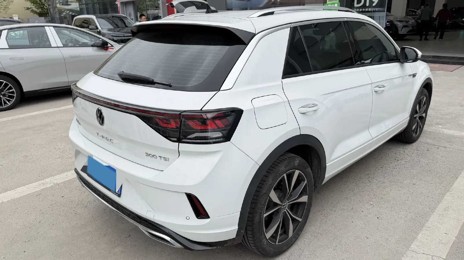2023 Volkswagen T-Roc 1.5T 160HP L4 7DCT,autocango,china used car exporter,china ev exporter,chinese used car exporter,chinese used ev exporter