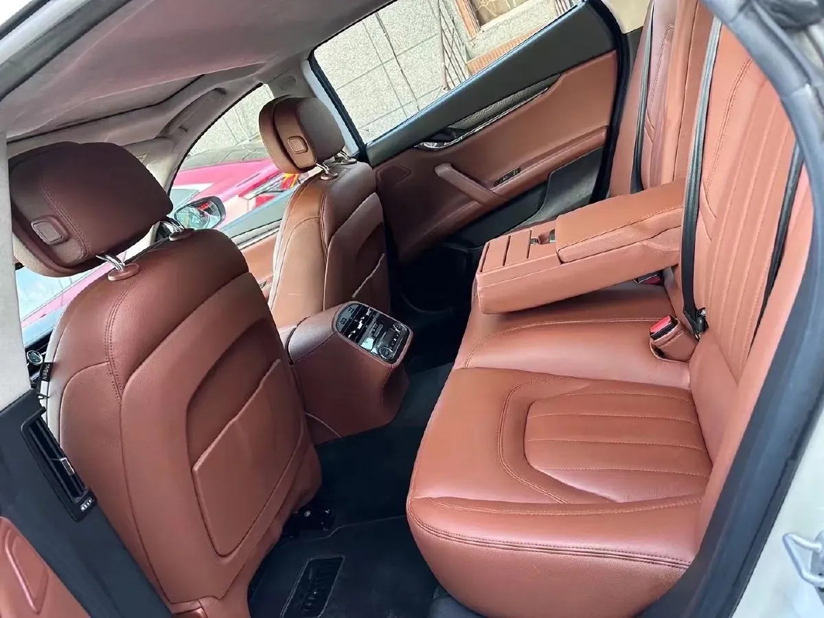 2018 Maserati Quattroporte 3.0T 350HP V6 8AT,autocango,china used car exporter,china ev exporter,chinese used car exporter,chinese used ev exporter