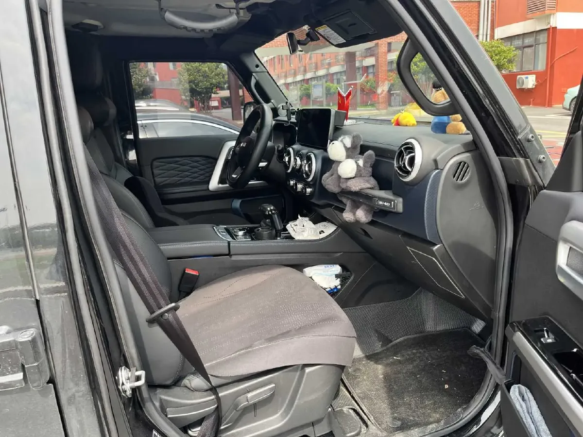 2024 Beijing BJ40 2.0T 224HP L4 8AT,autocango,china used car exporter,china ev exporter,chinese used car exporter,chinese used ev exporter