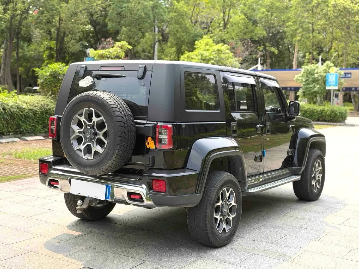 2024 Beijing BJ40 2.0T 224HP L4 8AT,autocango,china used car exporter,china ev exporter,chinese used car exporter,chinese used ev exporter