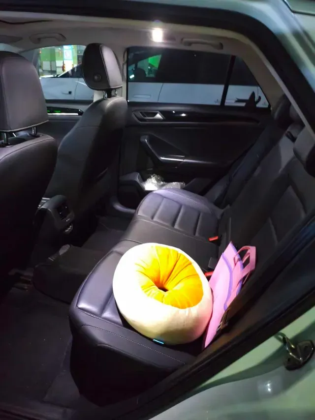 2019 Volkswagen T-Roc 1.4T 150HP L4 7DCT,autocango,china used car exporter,china ev exporter,chinese used car exporter,chinese used ev exporter