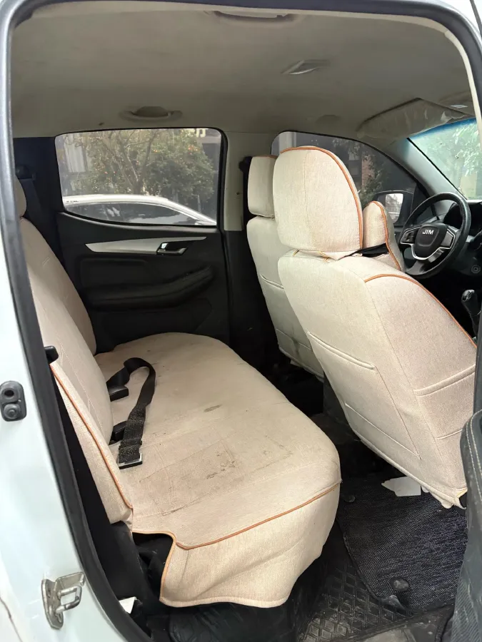 2022 Isuzu RE-MAX Jim 2.8T 120HP L4 5MT,autocango,china used car exporter,china ev exporter,chinese used car exporter,chinese used ev exporter