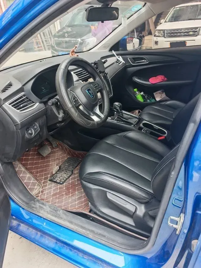 2020 Roewe i5 1.5L 120HP L4 CVT,autocango,china used car exporter,china ev exporter,chinese used car exporter,chinese used ev exporter