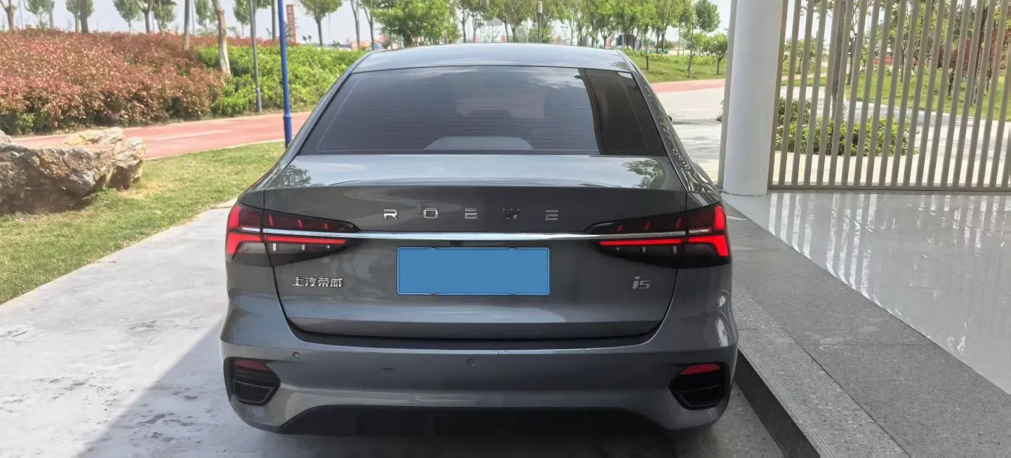 2021 Roewe i5 1.5L 120HP L4 CVT,autocango,china used car exporter,china ev exporter,chinese used car exporter,chinese used ev exporter
