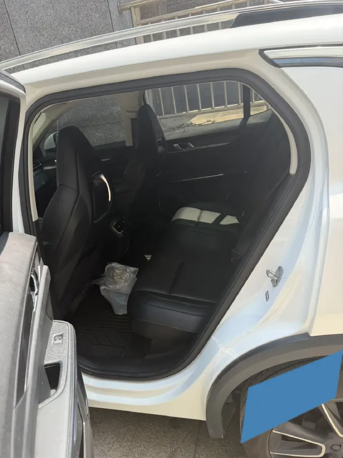 2021 LYNK&CO 01 2.0T 218HP L4 8AT,autocango,china used car exporter,china ev exporter,chinese used car exporter,chinese used ev exporter