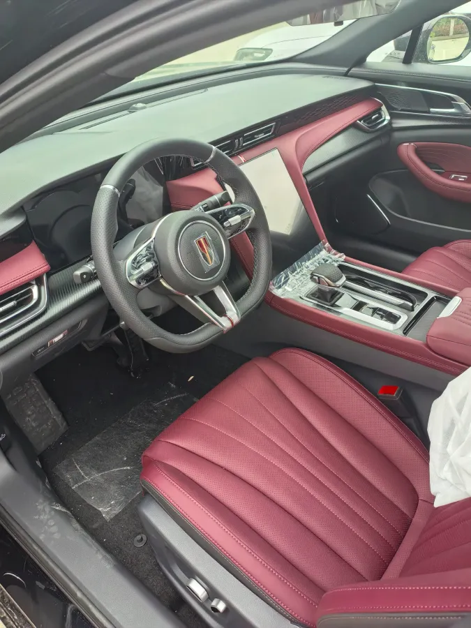 2025 HongQi H5 1.5T 169HP L4 7DCT,autocango,china used car exporter,china ev exporter,chinese used car exporter,chinese used ev exporter