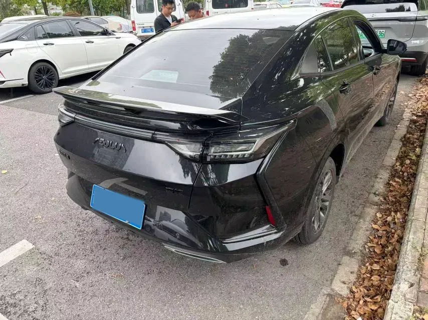 2024 DongFeng Aeolus YiXuan 1.5L 125HP L4 6DCT,autocango,china used car exporter,china ev exporter,chinese used car exporter,chinese used ev exporter