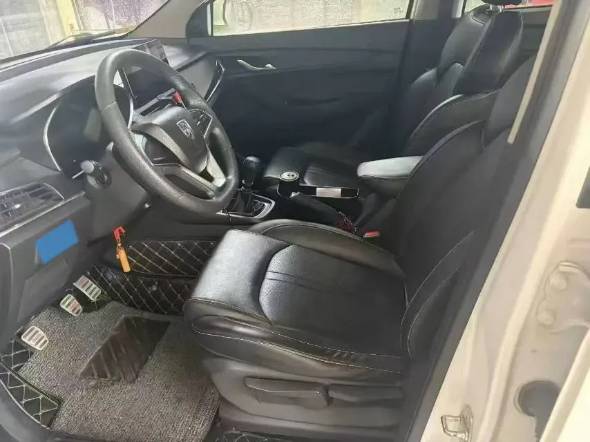 2018 BaoJun 360 1.5L 112HP L4 6MT,autocango,china used car exporter,china ev exporter,chinese used car exporter,chinese used ev exporter