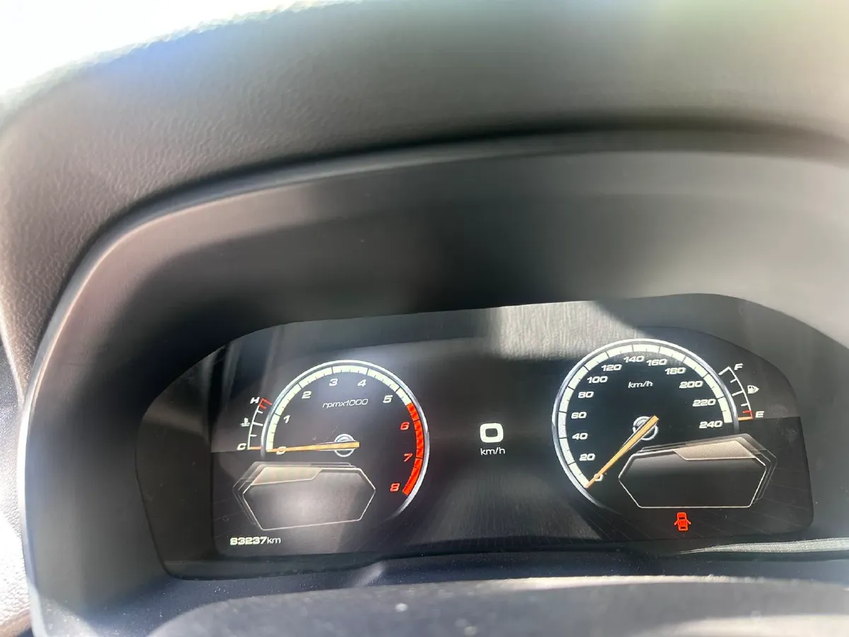 2017 WEY VV7 2.0T 234HP L4 7DCT,autocango,china used car exporter,china ev exporter,chinese used car exporter,chinese used ev exporter