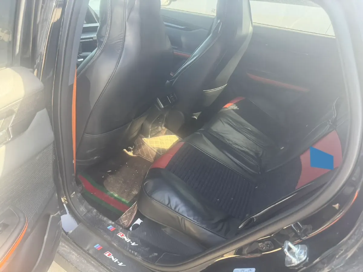 2022 ChangAn UNI-V 1.5T 188HP L4 7DCT,autocango,china used car exporter,china ev exporter,chinese used car exporter,chinese used ev exporter