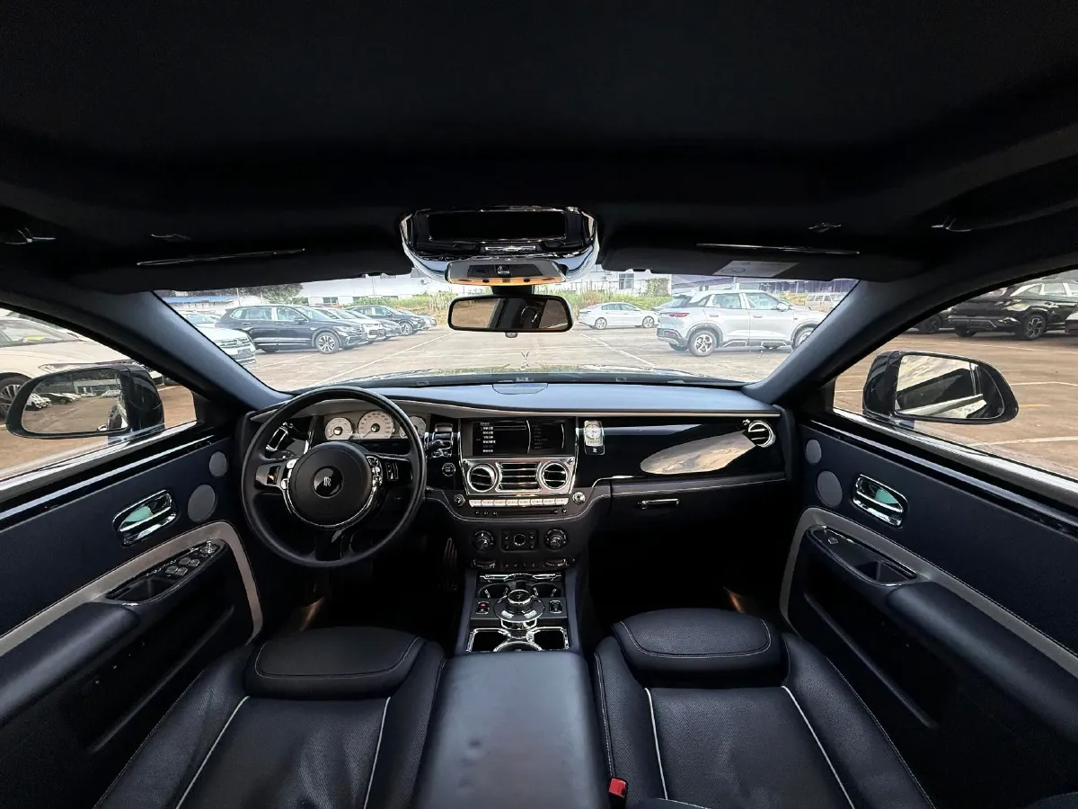 2018 Rolls-Royce Ghost 6.6T 571HP V12 8AT,autocango,china used car exporter,china ev exporter,chinese used car exporter,chinese used ev exporter