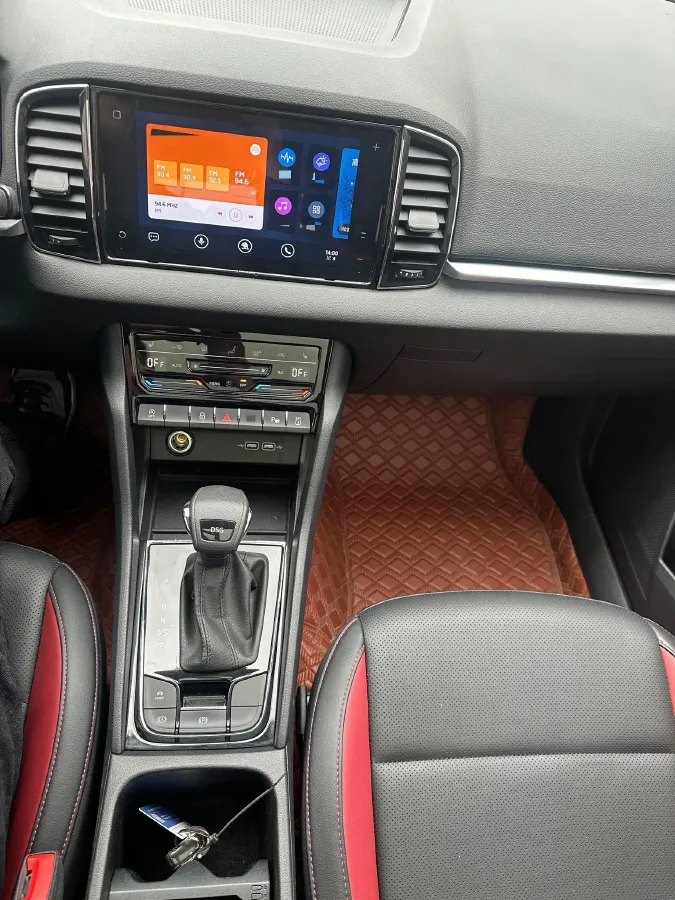 2022 Skoda Karoq 1.4T 150HP L4 7DCT,autocango,china used car exporter,china ev exporter,chinese used car exporter,chinese used ev exporter