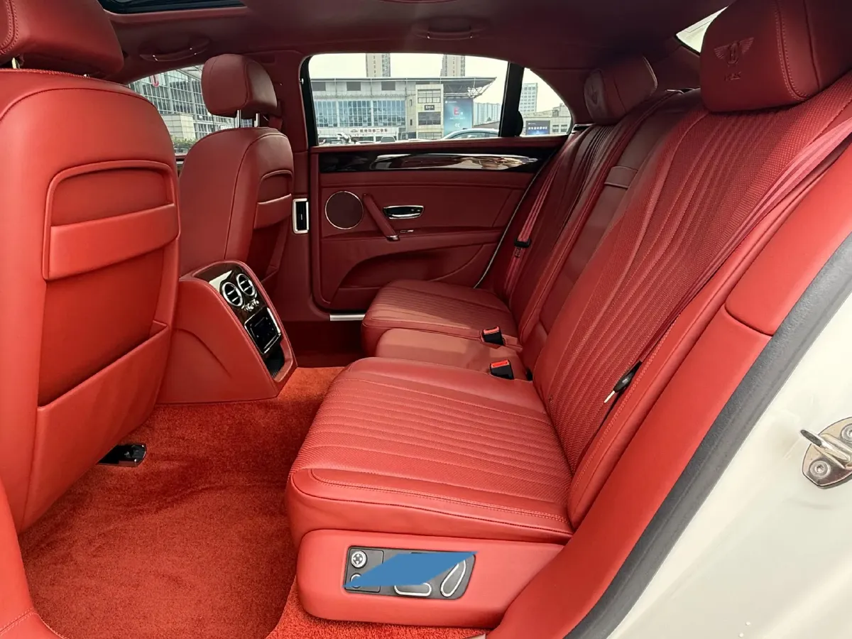 2017 Bentley Flying Spur 4.0T 528HP V8 8AT,autocango,china used car exporter,china ev exporter,chinese used car exporter,chinese used ev exporter