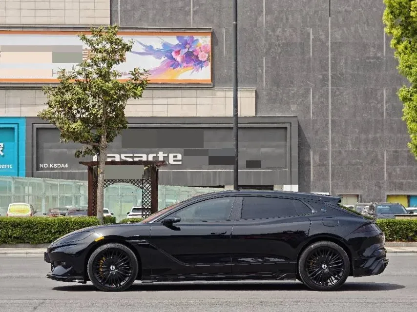 2024 Denza DenzaZ9GT 2.0T 207HP L4 E-CVT PHEV 38.5KWH,autocango,china used car exporter,china ev exporter,chinese used car exporter,chinese used ev exporter